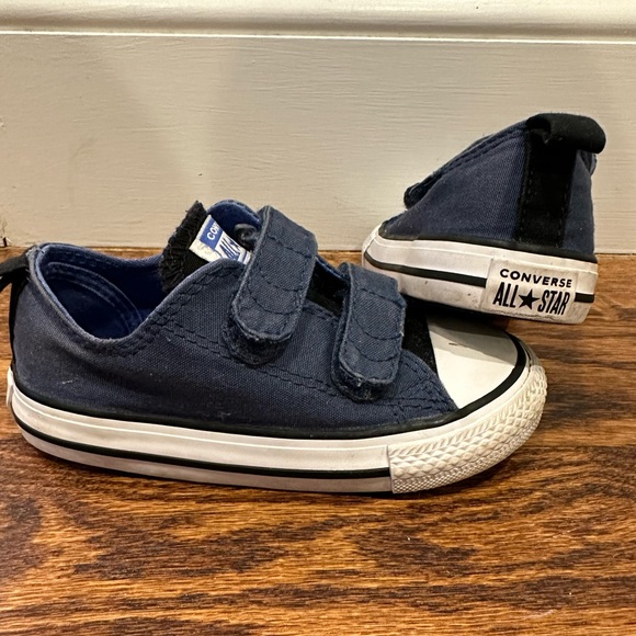 Toddler Converse Sneakers - Picture 3 of 3